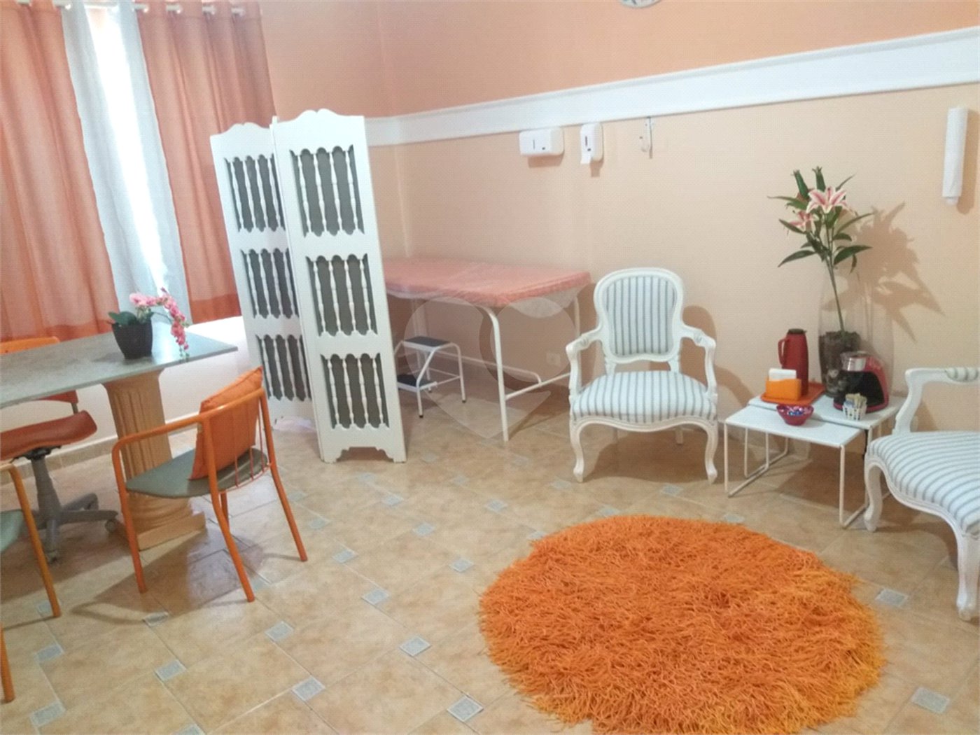 Sobrado à venda ou para alugar com 4 quartos, sendo 1 suíte,  em Santana, São Paulo, SP