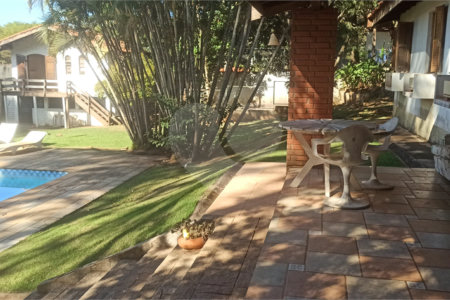 Chácara à venda com 5 quartos, sendo 3 suítes, em Parque Residencial Atibaia, Atibaia, SP