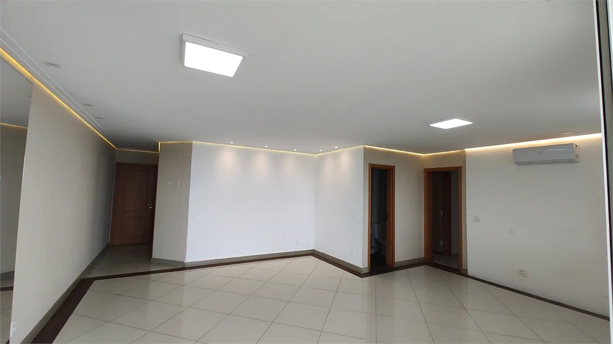 Apartamento para alugar com 3 suítes em Tamboré, Santana de Parnaíba, SP
