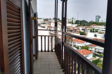 Sobrado à venda com 4 quartos, sendo 2 suítes, em Jardim Franca, São Paulo, SP