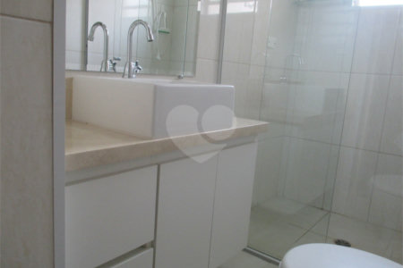 Casa à venda com 2 quartos, sendo 1 suíte, em Mirandópolis, São Paulo, SP