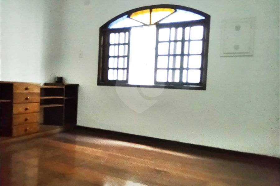 Sobrado à venda ou para alugar com 5 quartos, sendo 3 suítes, em Jardim França, São Paulo, SP