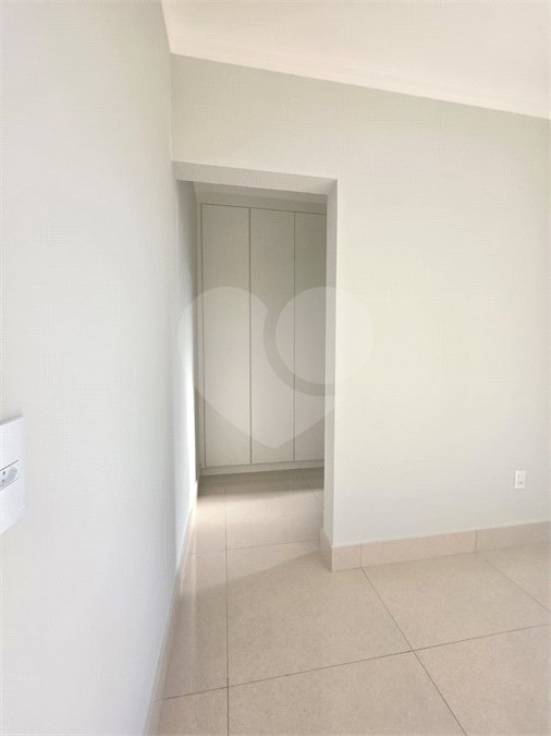 Casa à venda com 3 suítes em Marambaia, Vinhedo, SP