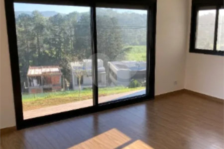 Casa à venda com 4 quartos, sendo 2 suítes,  no condomínio Reserva Granja Anita, Mogi das Cruzes - SP