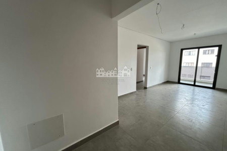 Apartamento à venda com 2 quartos, sendo 2 suítes, no Centro de Atibaia - SP