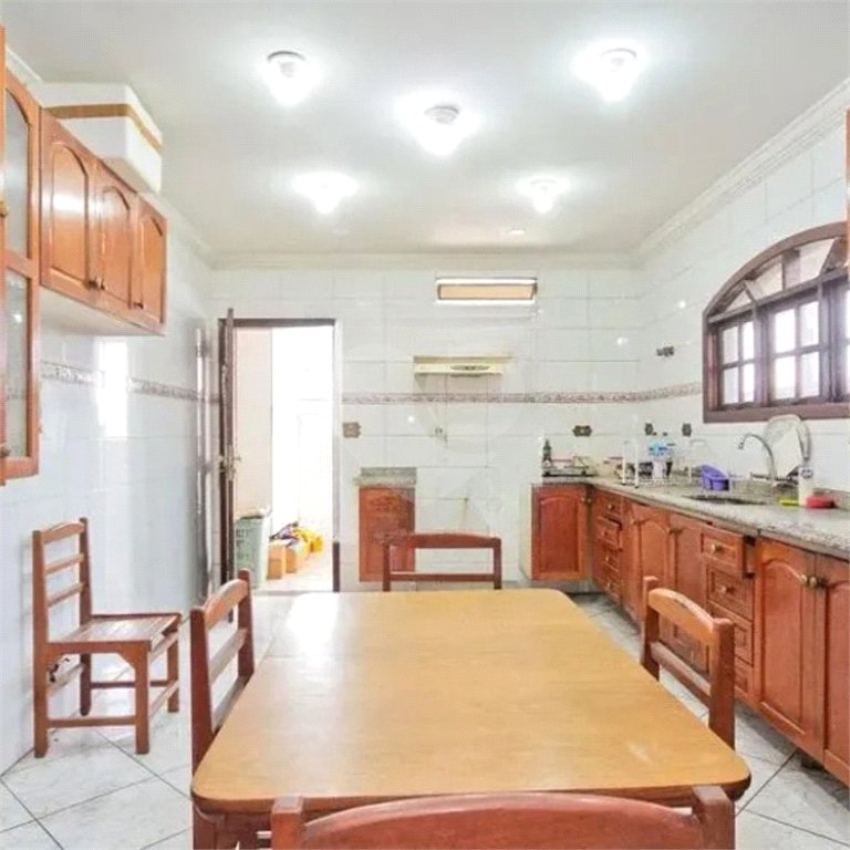 Sobrado à venda com 3 quartos em Vila Bonilha, São Paulo, SP