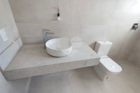 Casa à venda com 4 quartos, sendo 3 suítes,  no condomínio Villa Verde, Jundiaí - SP