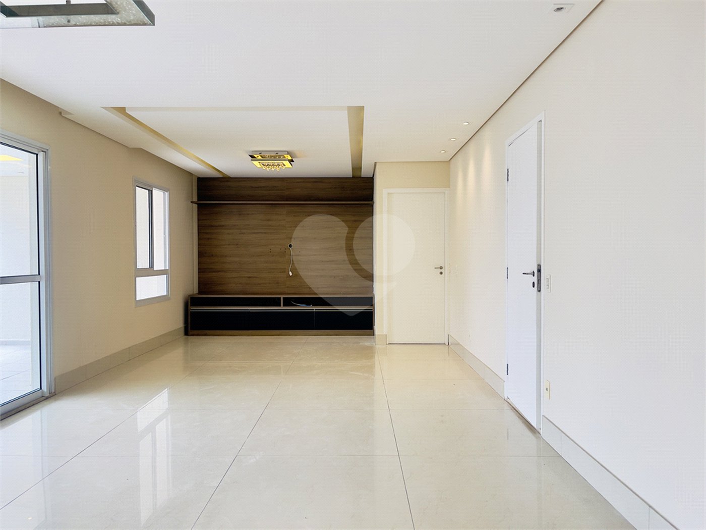 Apartamento à venda com 3 quartos, sendo 4 suítes,  no Centro, São Bernardo do Campo, SP