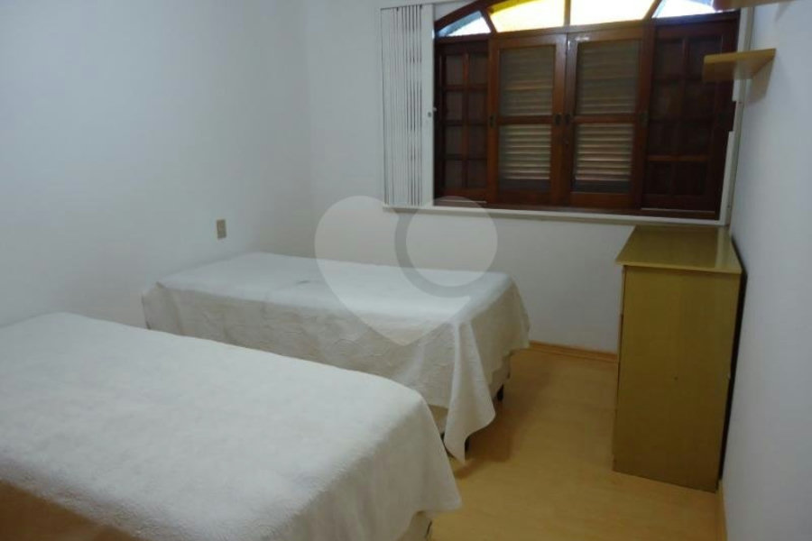 Casa Térrea à venda com 3 quartos, sendo 1 suíte,  em Vila Mariana, São Paulo, SP