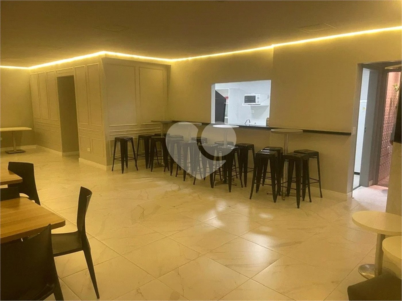 Apartamento à venda com 3 quartos, sendo 1 suíte, em Tucuruvi, São Paulo, SP
