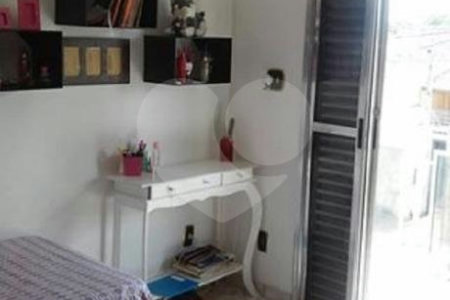 Casa à venda com 4 quartos, sendo 1 suíte, em Wanel Ville, Sorocaba, SP