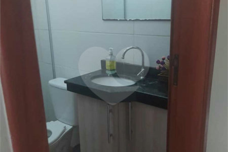 Casa térrea no Condomínio Flamboyant II.