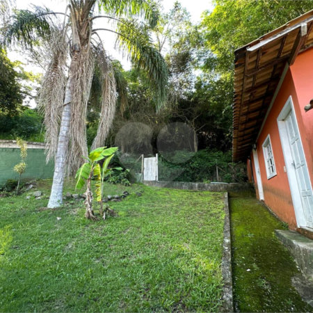 Casa em condomínio à venda com 3 quartos, sendo 2 suítes,  em Peró, Cabo Frio, RJ