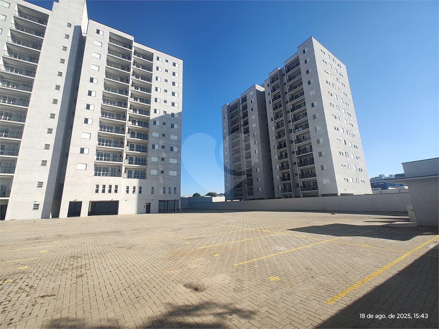 Apartamento para alugar com 3 quartos, sendo 1 suíte,  em Jardim das Palmeiras, Atibaia, SP