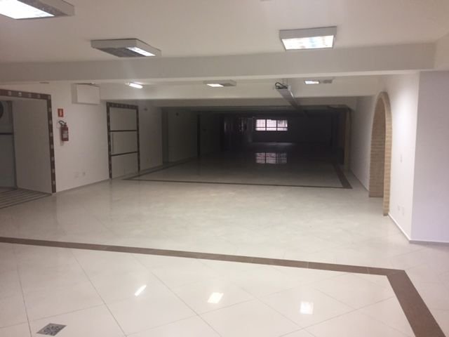 Prédio Comercial de Grande Porte no Centro Histórico de Santos para Venda Ou Aluguel