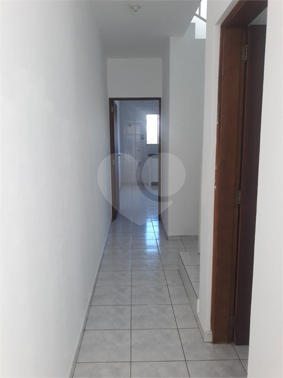 Sobrado para alugar com 3 quartos, sendo 1 suíte, em Esplanada Mendes Moraes, São Roque, SP