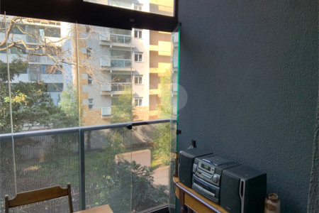 Apartamento à venda ou para alugar com 1 quarto em Pinheiros, São Paulo, SP