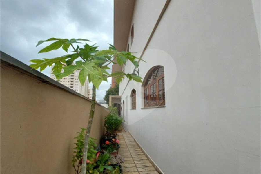 Casa à venda com 3 suítes em Vila Pereira Barreto, São Paulo, SP