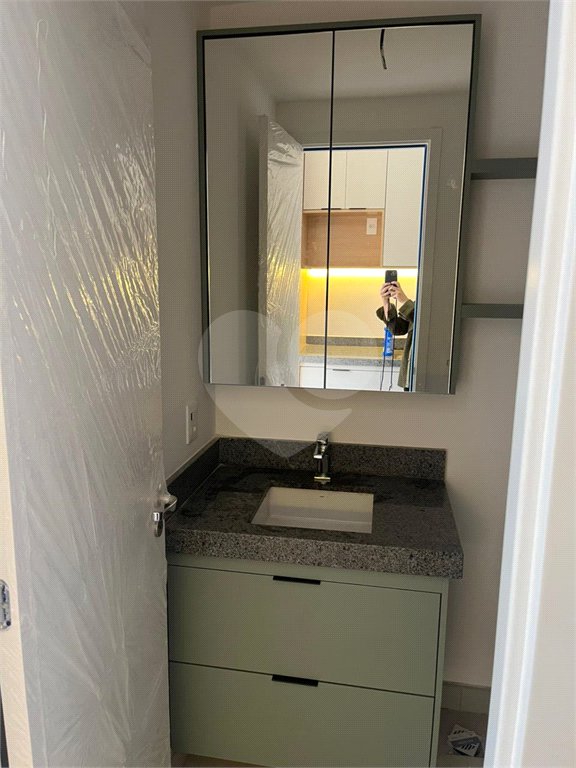 Flat à venda ou para alugar com 1 quarto em Perdizes, São Paulo, SP