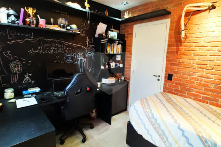 Apartamento à venda com 4 quartos, sendo 2 suítes, em Vila Gomes Cardim, São Paulo, SP