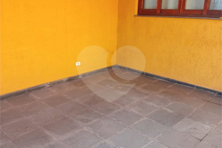 Sobrado à venda com 3 quartos em Jardim Colombo, São Paulo, SP