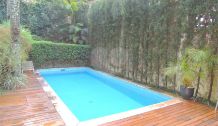 Sobrado à venda com 4 suítes em Alto da Boa Vista, São Paulo, SP