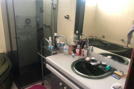 Casa de Vila à venda com 4 quartos, sendo 2 suítes, em Jardim dos Estados, São Paulo, SP
