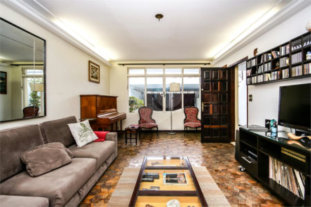 Casa à venda com 3 quartos, sendo 1 suíte, em Alto da Lapa, São Paulo, SP
