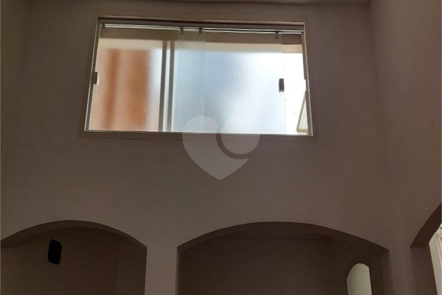 Sobrado à venda com 3 quartos, sendo 2 suítes, em Vila Paulicéia, São Paulo, SP
