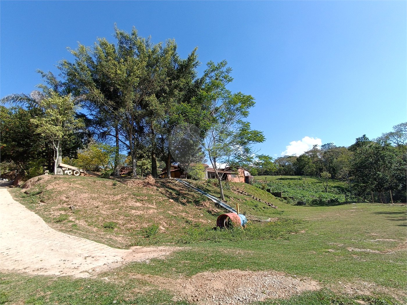 Chácara à venda com 2 suítes em Sorocamirim (canguera), São Roque, SP