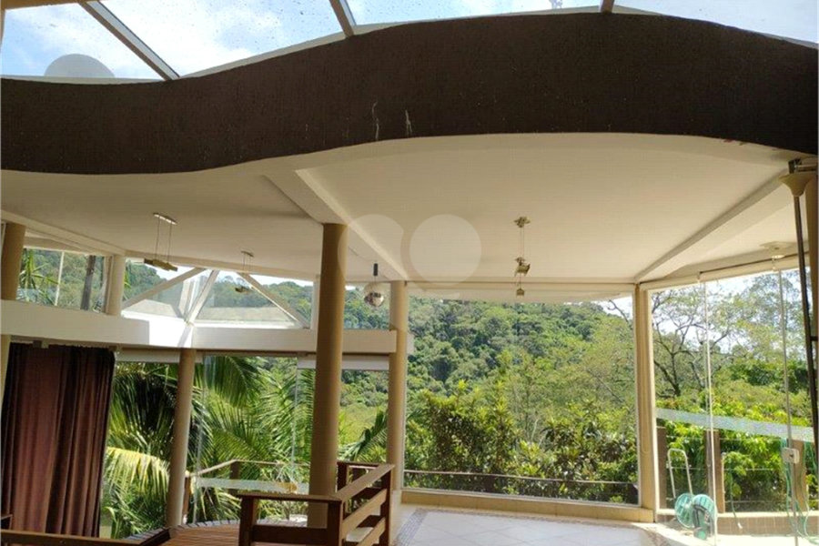 Casa à venda com 4 suítes no condomínio Parque Imperial, Mairiporã - SP