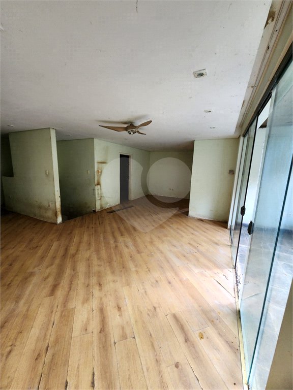 Casa à venda com 4 suítes no condomínio Alpes da Cantareira, Mairiporã - SP