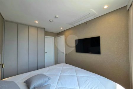Apartamento à venda ou para alugar com 2 quartos, sendo 1 suíte, em Vila Olímpia, São Paulo, SP