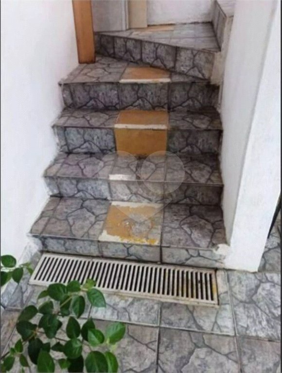 Sobrado à venda com 4 quartos em Cidade Kemel, Poá, SP