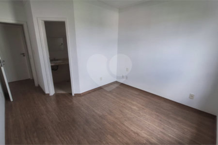 Apartamento à venda com 3 quartos, sendo 1 suíte,  em Parque Campolim, Sorocaba, SP