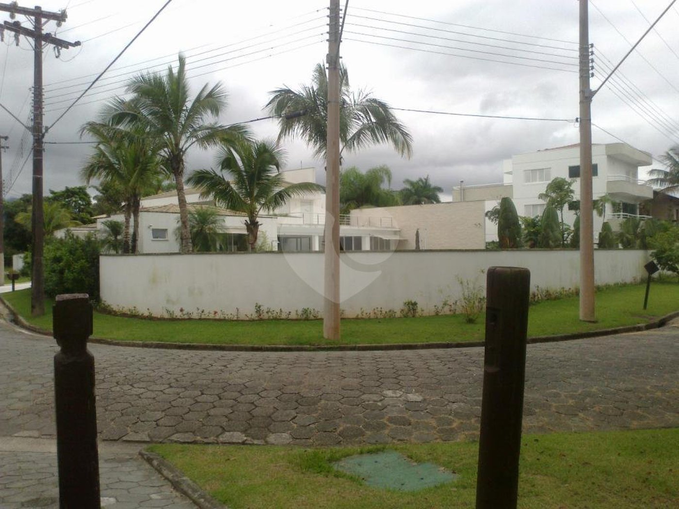 Sobrado à venda com 5 suítes em Enseada, Bertioga, SP