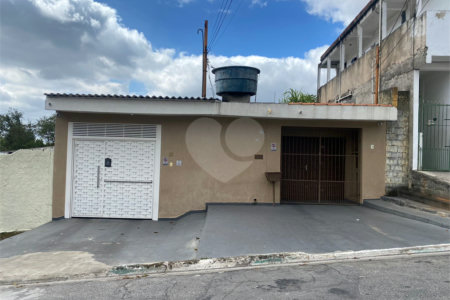 Casa à venda com 3 quartos em Jardim Santa Helena, Poá, SP