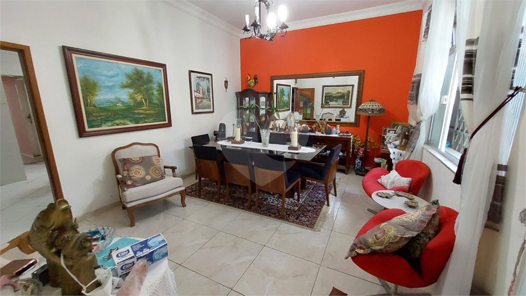 Casa à venda com 6 quartos, sendo 3 suítes, em Grajaú, Rio de Janeiro, RJ