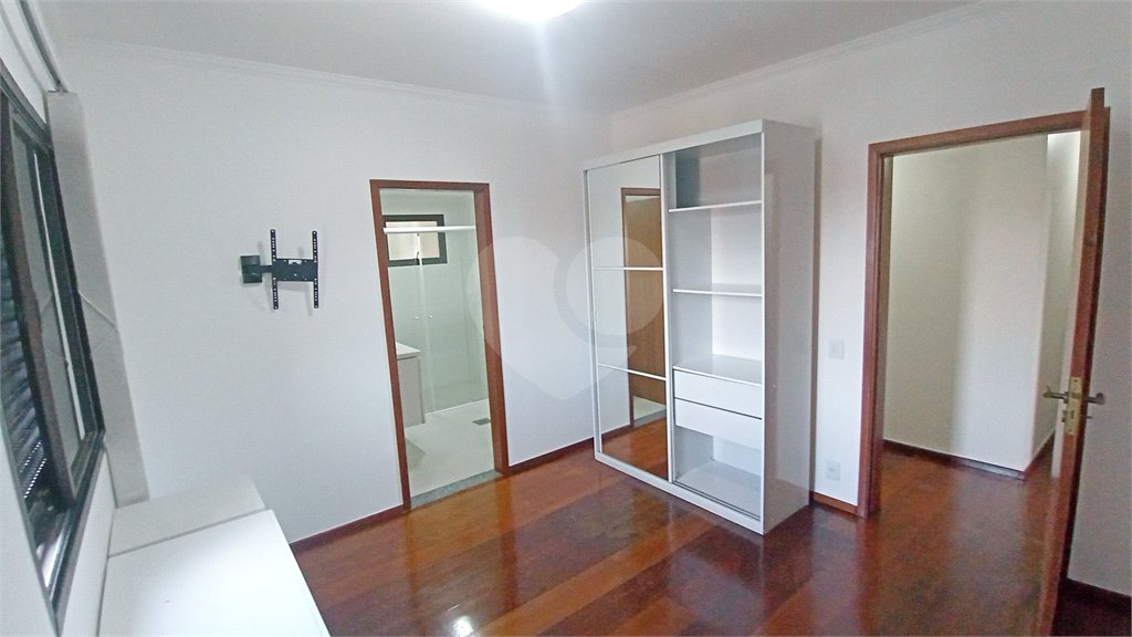 Apartamento à venda com 3 suítes no Centro, Vinhedo, SP