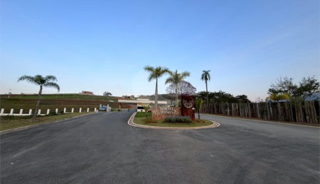 Terreno à venda no condomínio Portal Lamis I, Atibaia - SP