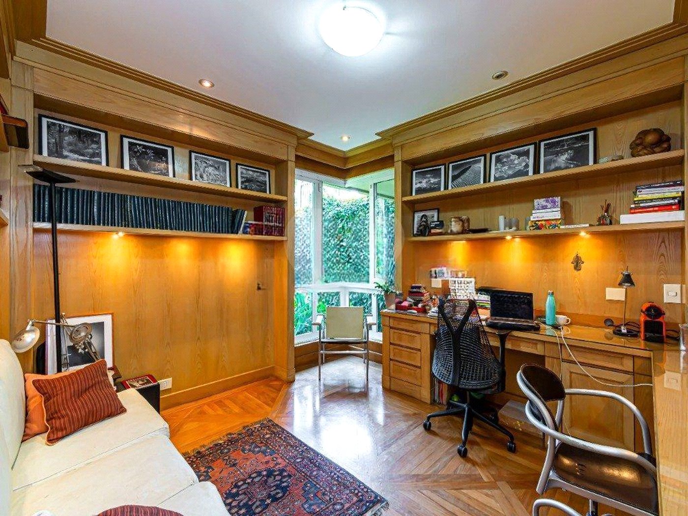 Casa à venda com 4 suítes em Jardim Guedala, São Paulo, SP