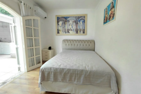 Casa à venda com 3 quartos, sendo 1 suíte, em Vila Ipojuca, São Paulo, SP