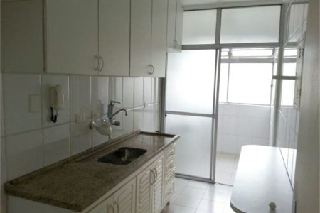 Apartamento à venda com 2 quartos em Real Parque, São Paulo, SP
