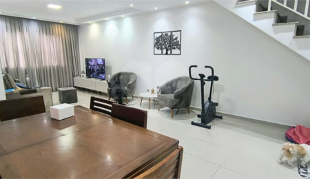 Sobrado à venda com 3 quartos, sendo 1 suíte,  em Vila Butantã, São Paulo, SP