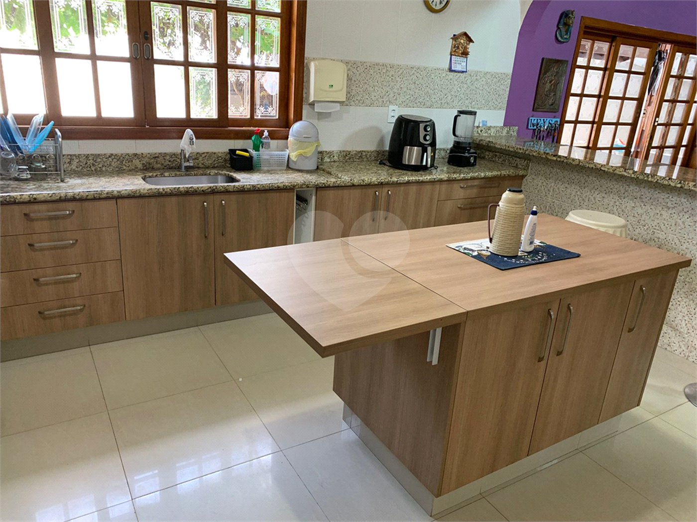 Casa à venda com 3 quartos, sendo 2 suítes, em Jardim Celani, Salto, SP