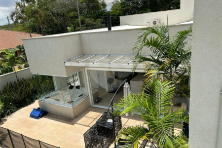 Casa à venda com 5 quartos, sendo 4 suítes,  no condomínio Residencial Vila do Itamaraca, Valinhos - SP