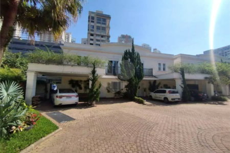 Casa à venda com 4 suítes no condomínio Solares da Cidade Jardim Vila America, São Paulo - SP