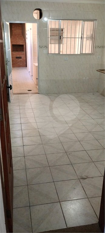 Sobrado à venda com 4 quartos, sendo 1 suíte, em Vila Nivi, São Paulo, SP