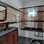 Sobrado à venda com 4 quartos, sendo 2 suítes, em Interlagos, São Paulo, SP