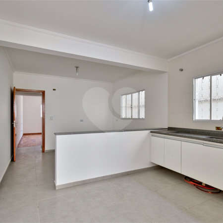 Casa à venda com 3 quartos, sendo 1 suíte, em Santo Amaro, São Paulo, SP
